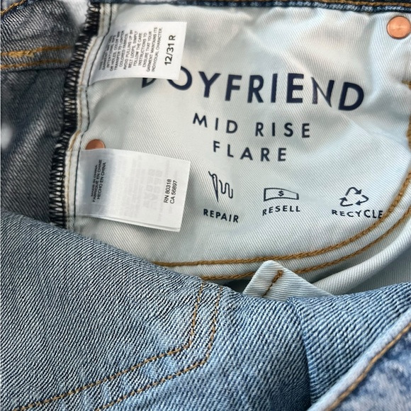 Lucky Brand Boyfriend Mid-Rise Flare Classic Denim Size 12 - Picture 6 of 10